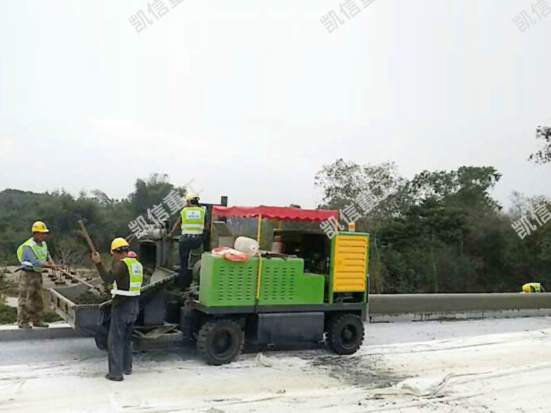 路邊石成型機