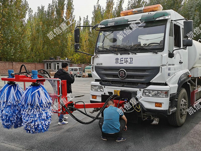 清洗護欄車